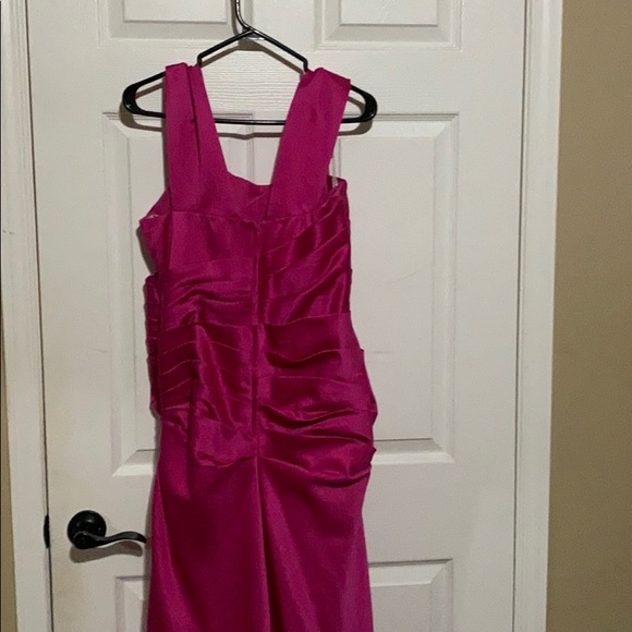 Pink dress - Picture 4 of 4